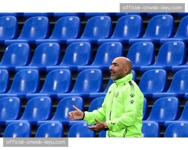 专访西班牙主帅约迪·里贝拉斯：谈新老交替与球队战术转型